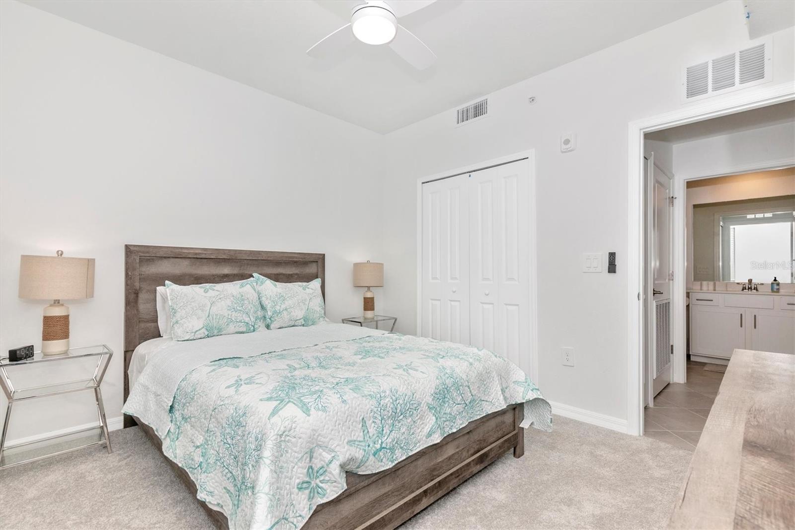 WELLEN PARK GOLF & COUNTRY CLUB - Residential Lease