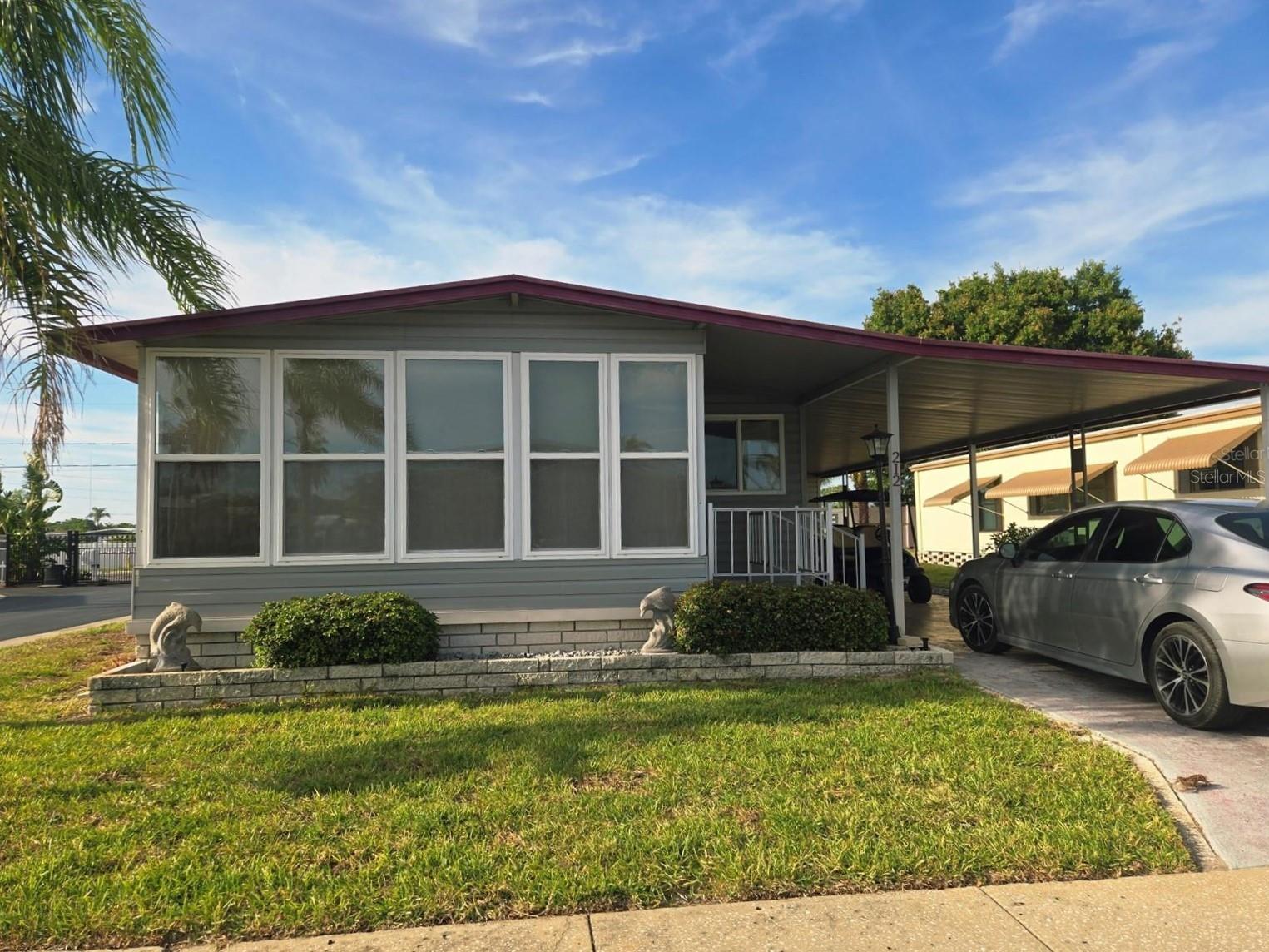 Photo 1 of 29 — 39820 US HIGHWAY 19 N 212, TARPON SPRINGS, FL 34689
