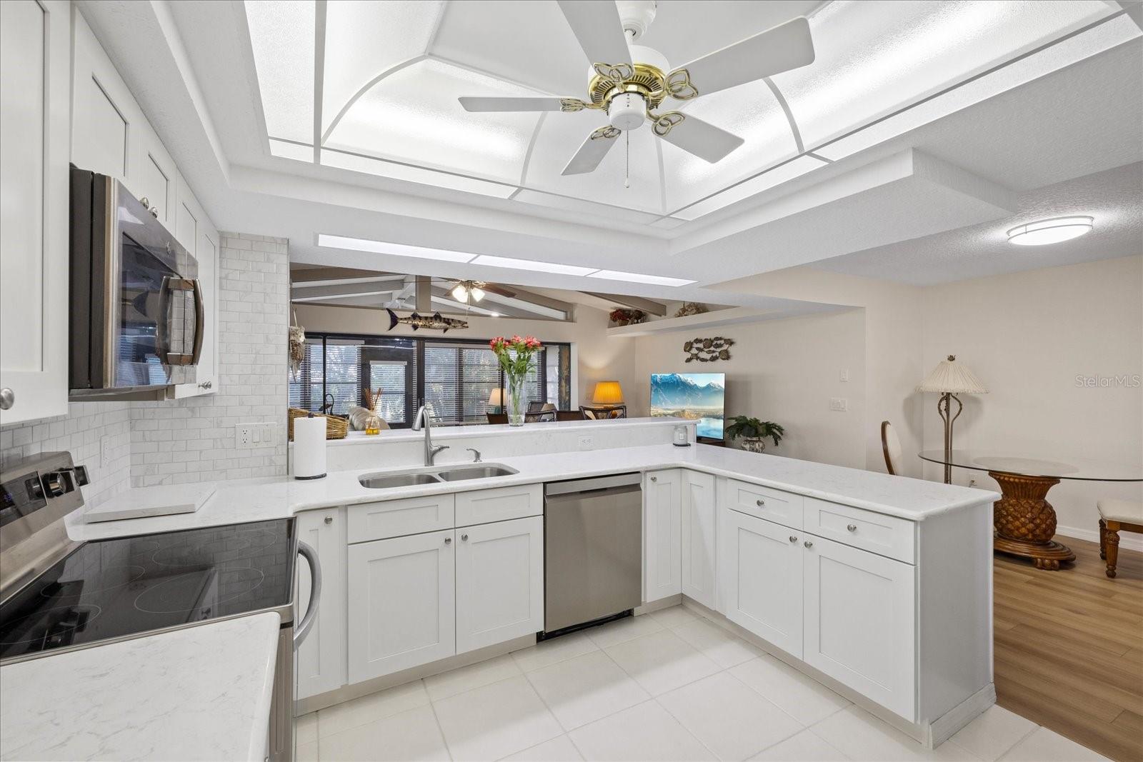 4504 DEWEY DRIVE