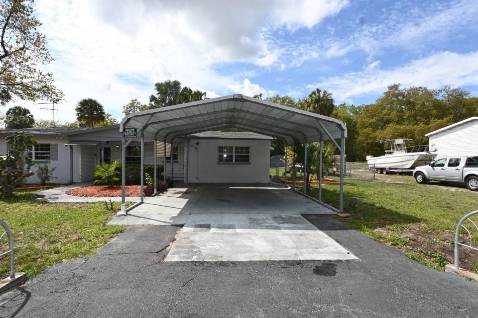 8827 W MILLPOINT ROAD