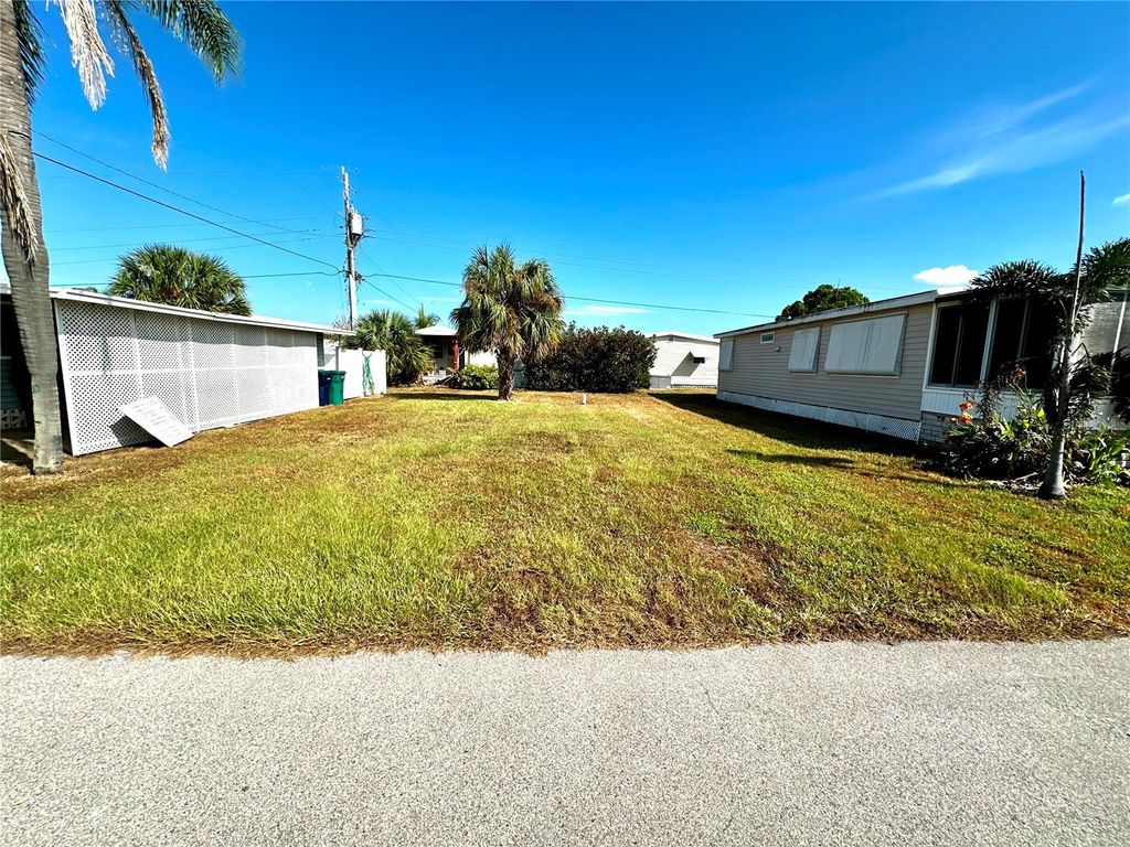 Photo of 23 Flores Drive, Palmetto, FL 34221 (MLS # A4625609)