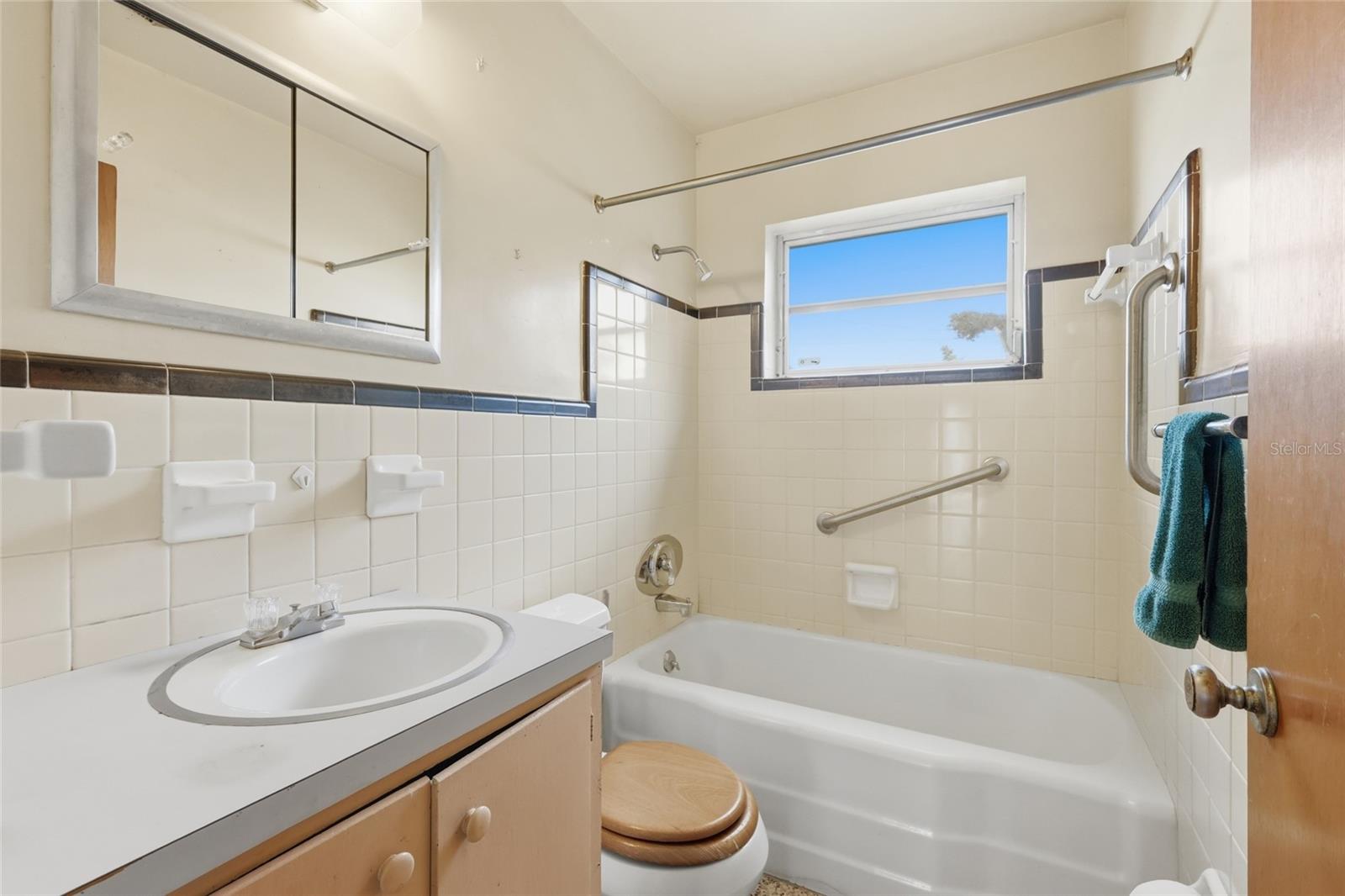 PARADISE GARDENS - Residential