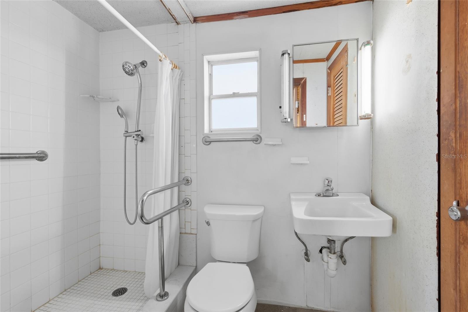 PARADISE GARDENS - Residential