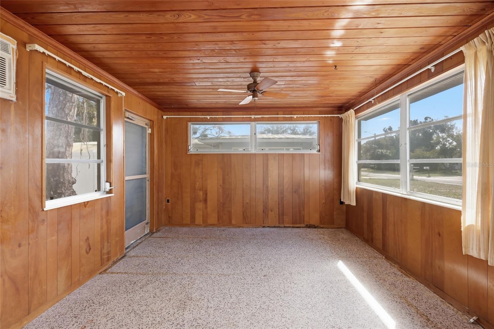 PARADISE GARDENS - Residential