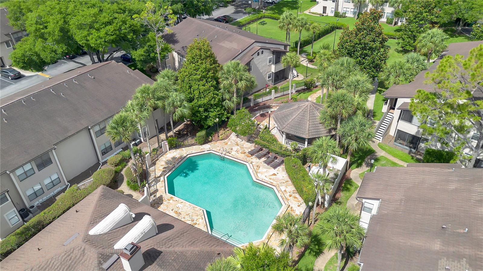 PARKVIEW VILLAGE - Residential