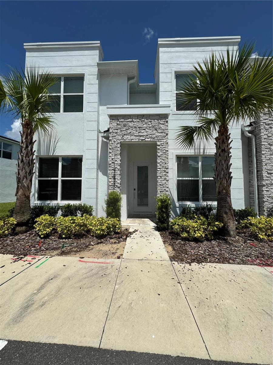 HIDDEN FOREST AT SILVER CREEK - Residential Lease