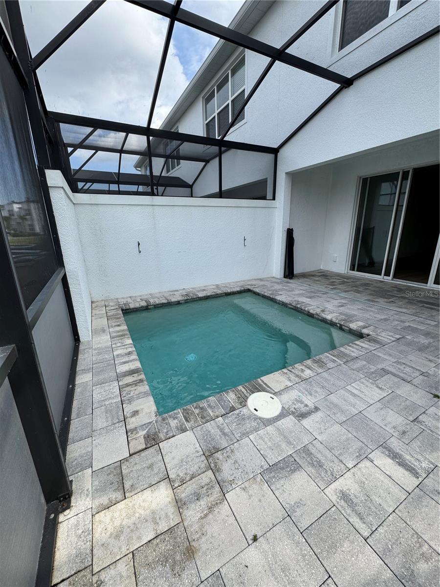 HIDDEN FOREST AT SILVER CREEK - Residential Lease