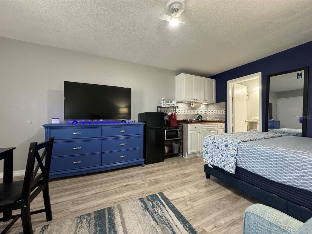 Photo of 7150 N Tamiami Trail #S-623, Sarasota, FL 34243 (MLS # A4683692)