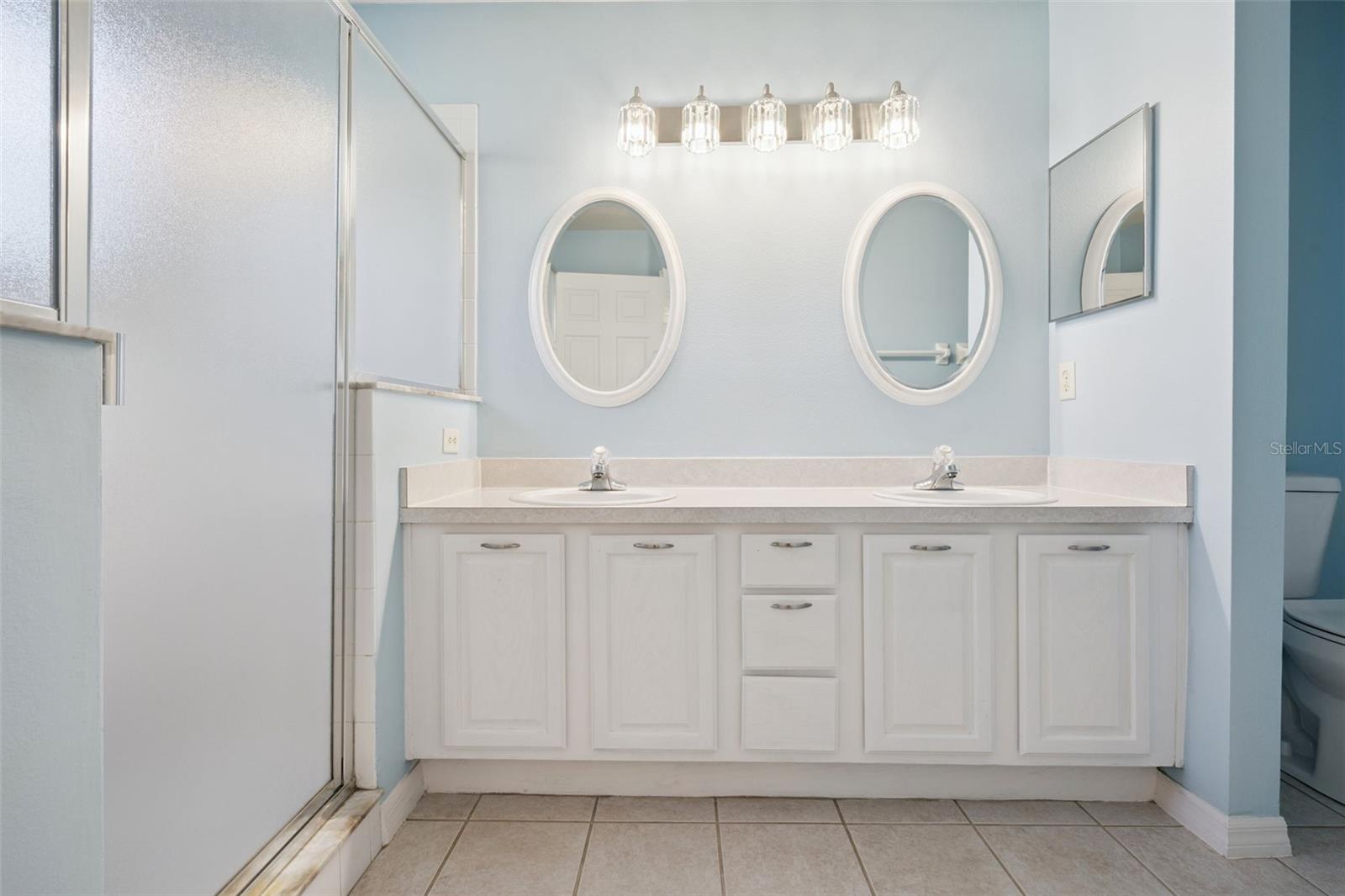 PLANTATION AT LEESBURG GOLFVIEW - Residential