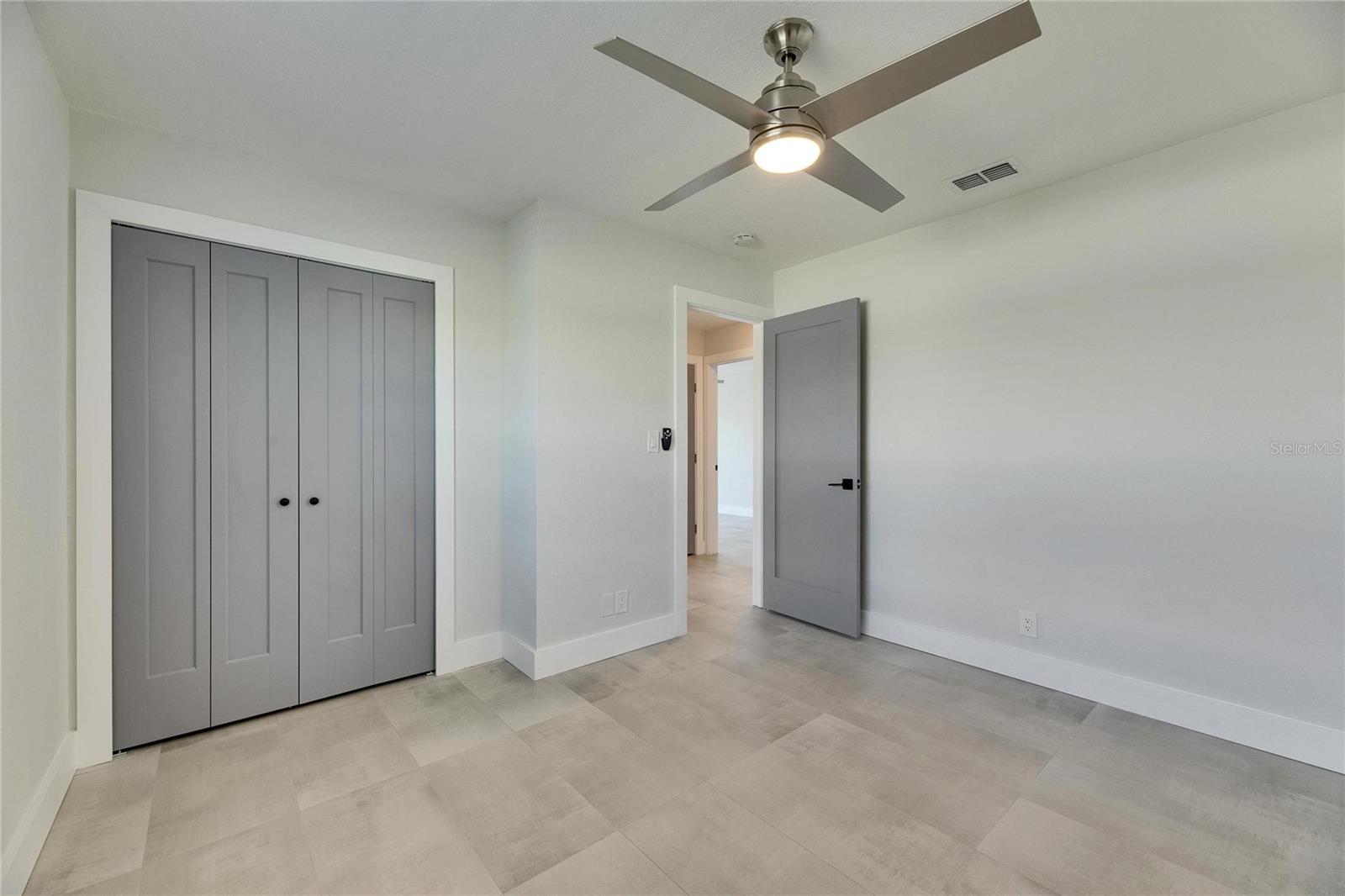 APOLLO BEACH CONDO - Residential