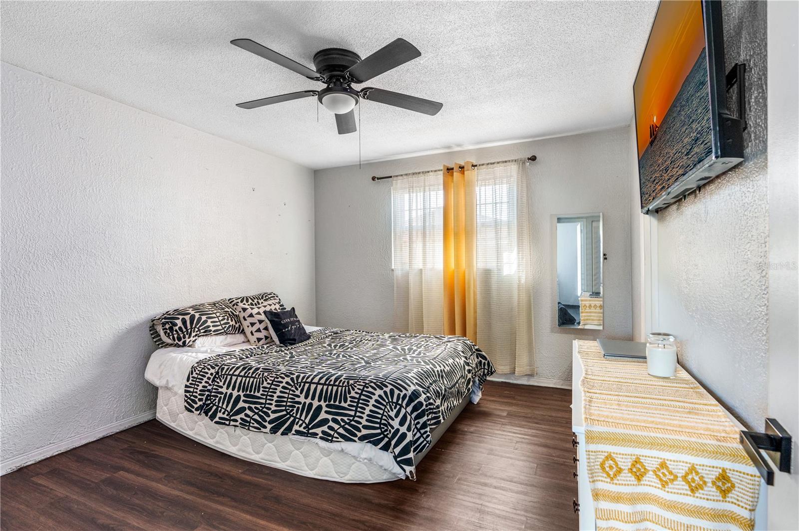 BEVERLY HILLS UNIT 14 - Residential