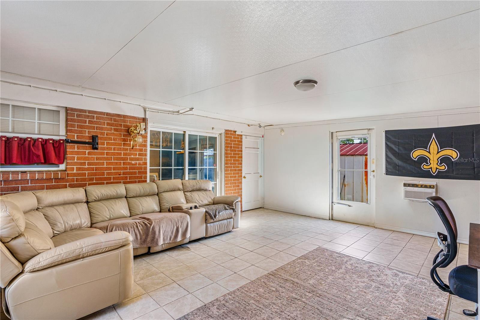 BEVERLY HILLS UNIT 14 - Residential