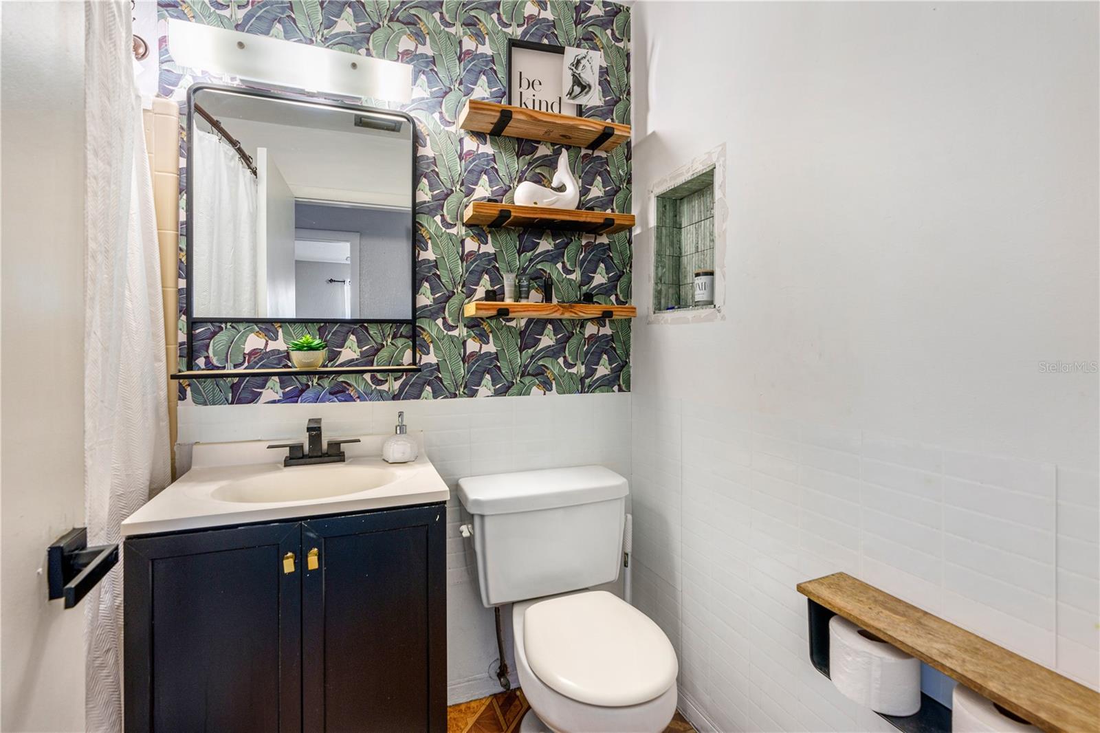 BEVERLY HILLS UNIT 14 - Residential