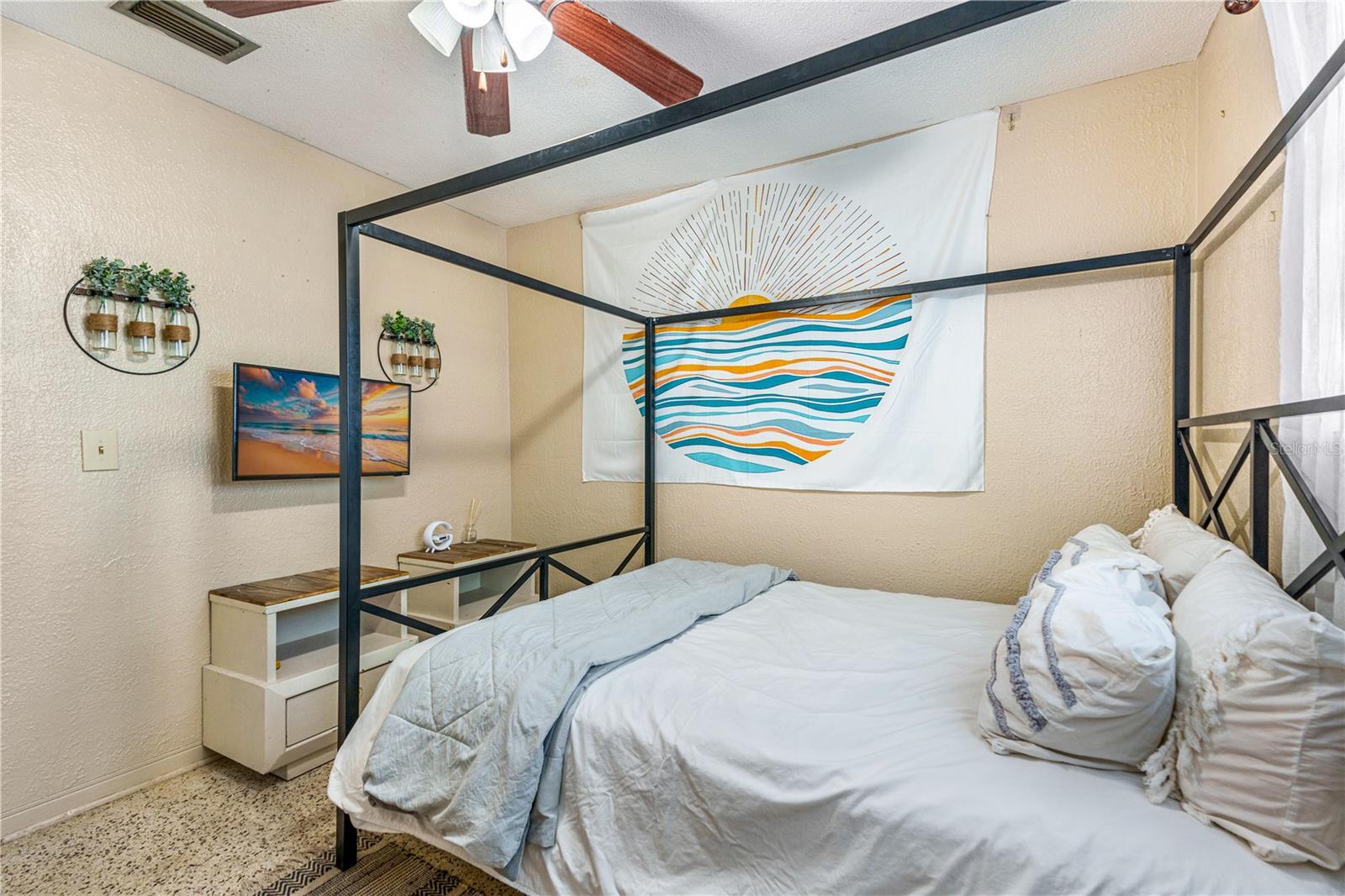 BEVERLY HILLS UNIT 14 - Residential