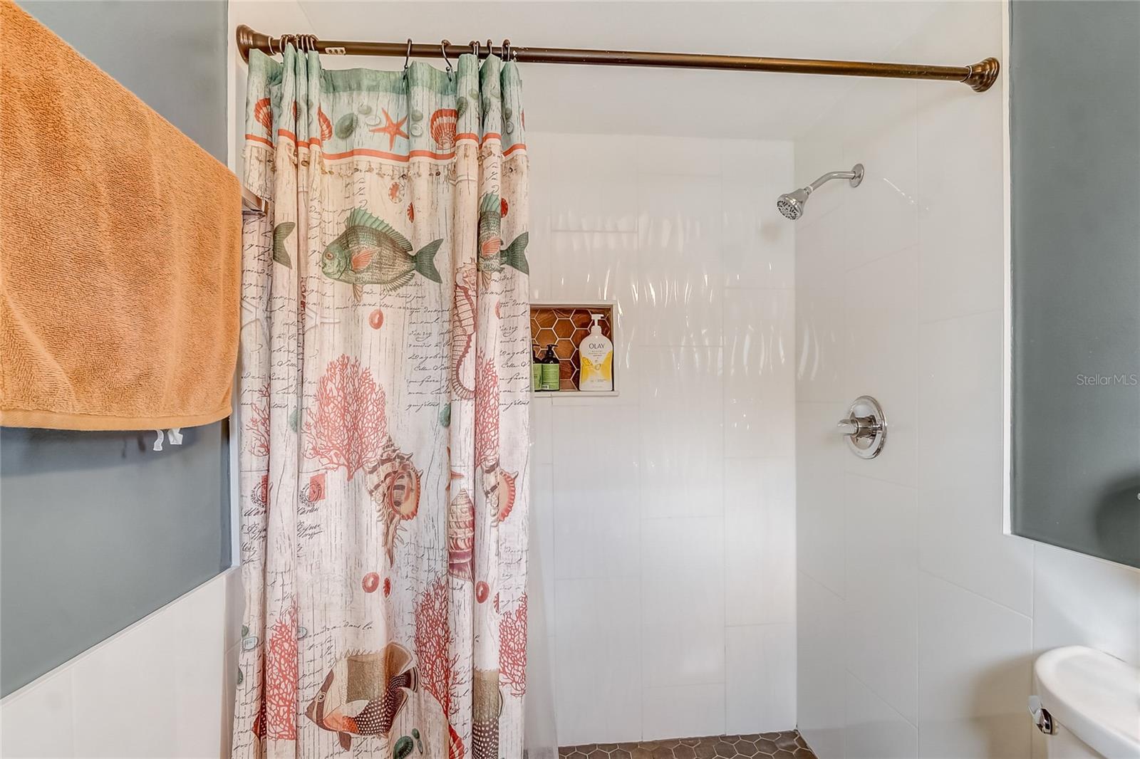 PEBBLE CREEK - Residential