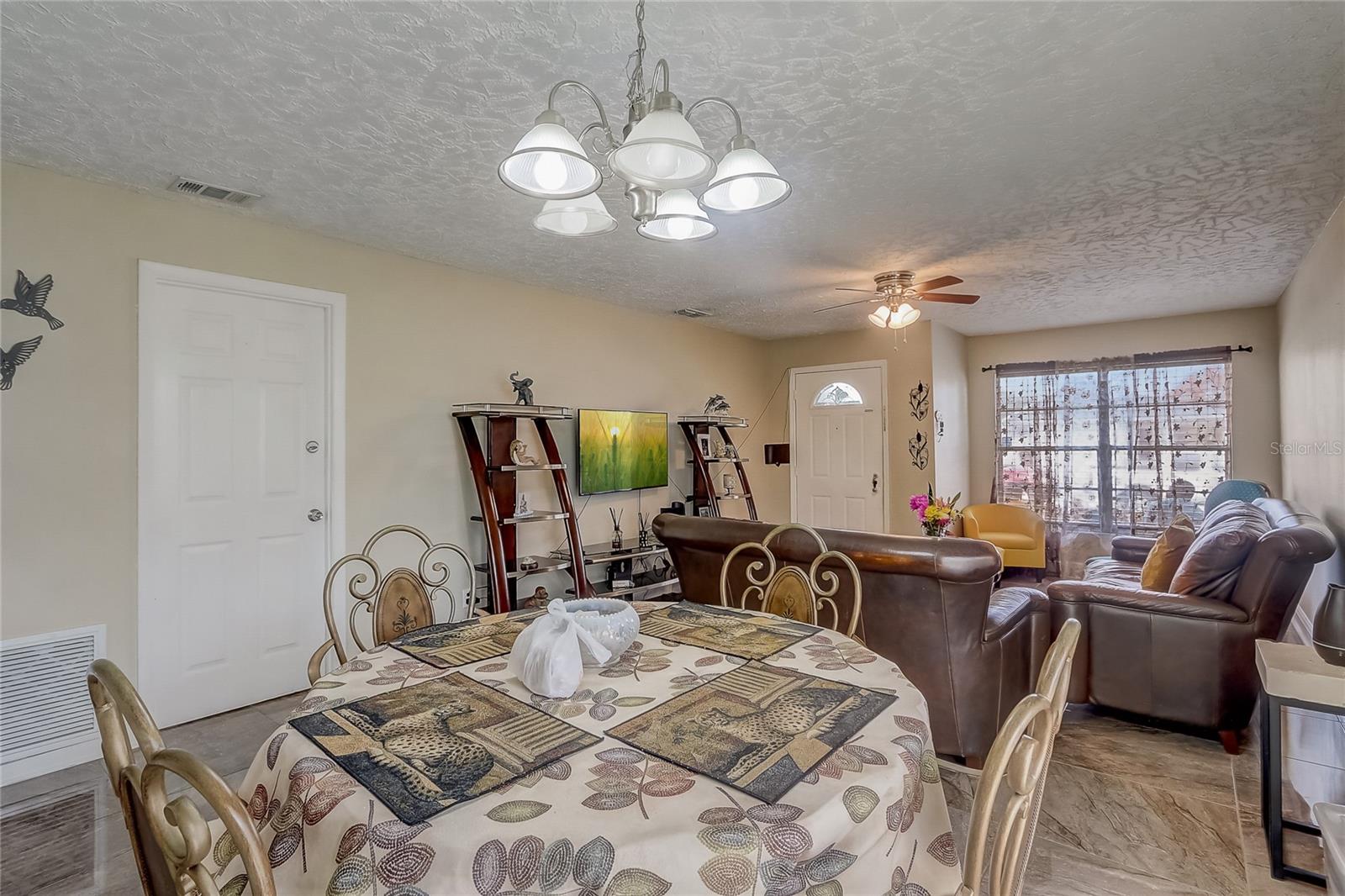 PEBBLE CREEK - Residential