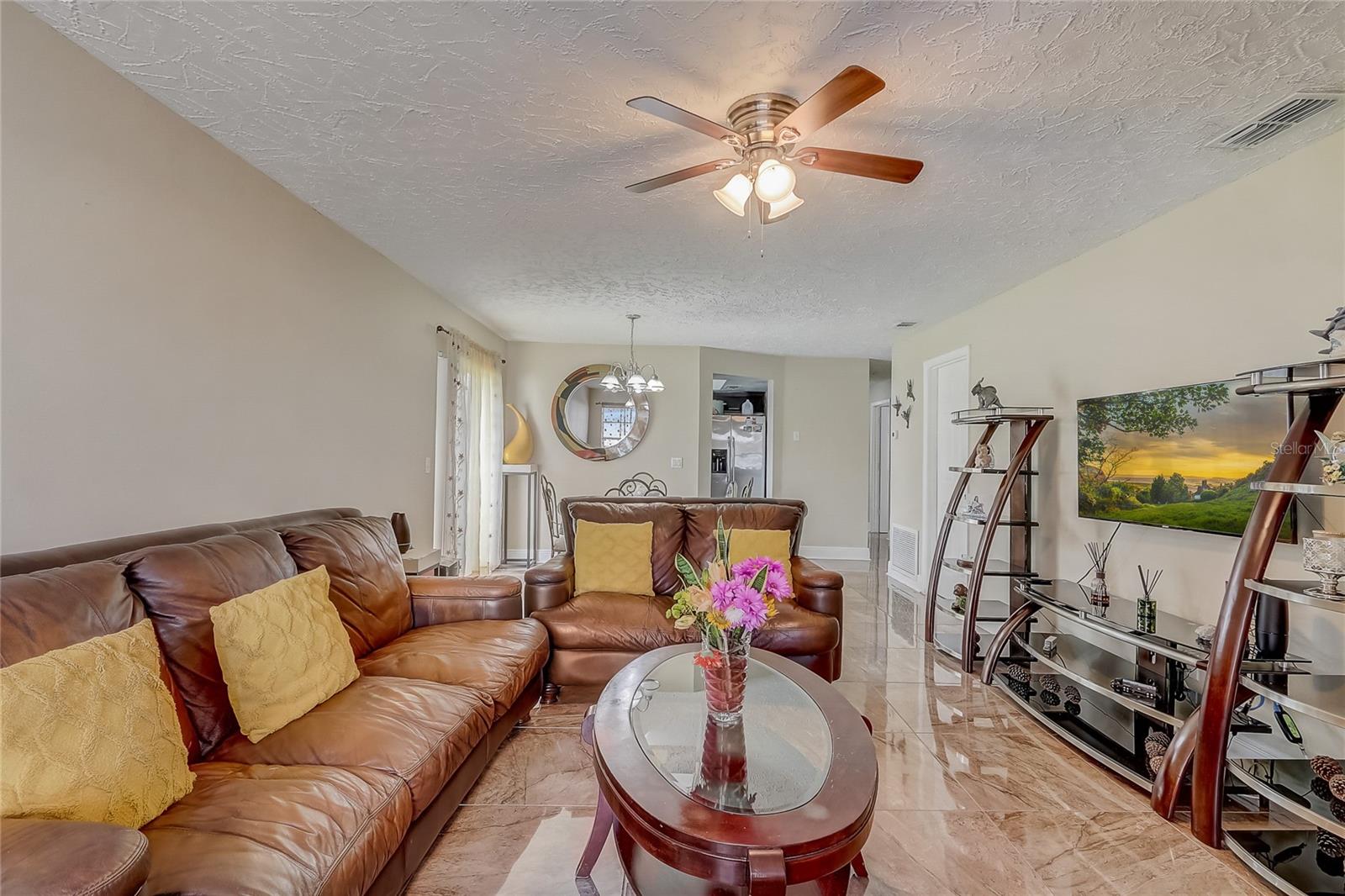 PEBBLE CREEK - Residential