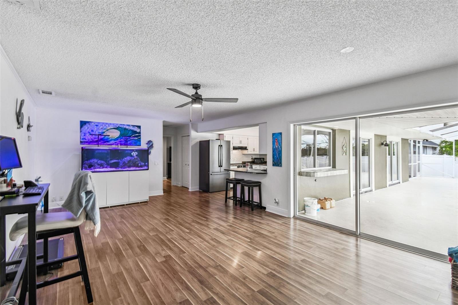 VALENCIA WOOD HILLS - Residential