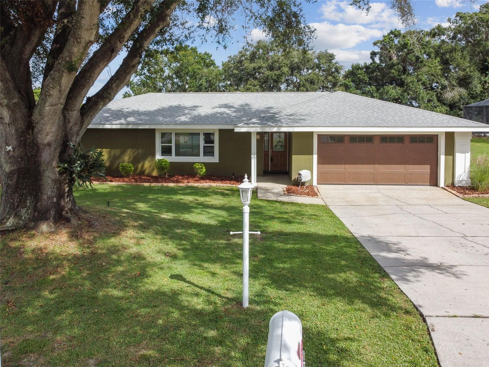 VALENCIA WOOD HILLS - Residential