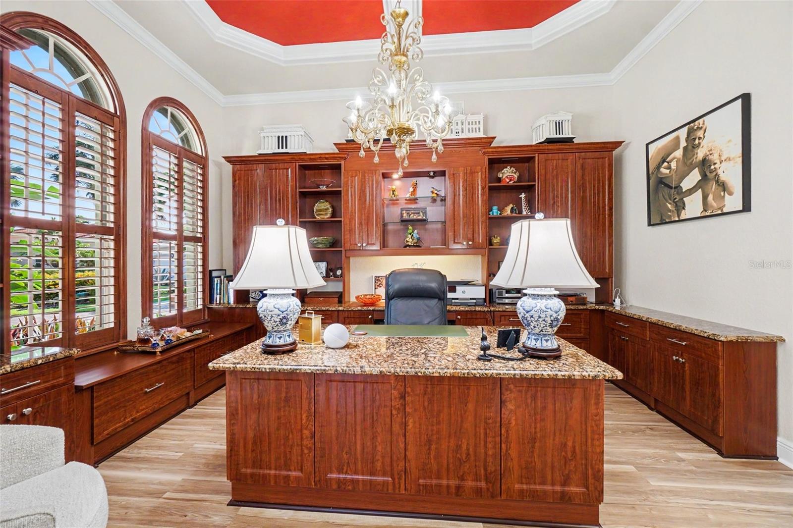 BELLE LAGO - Residential