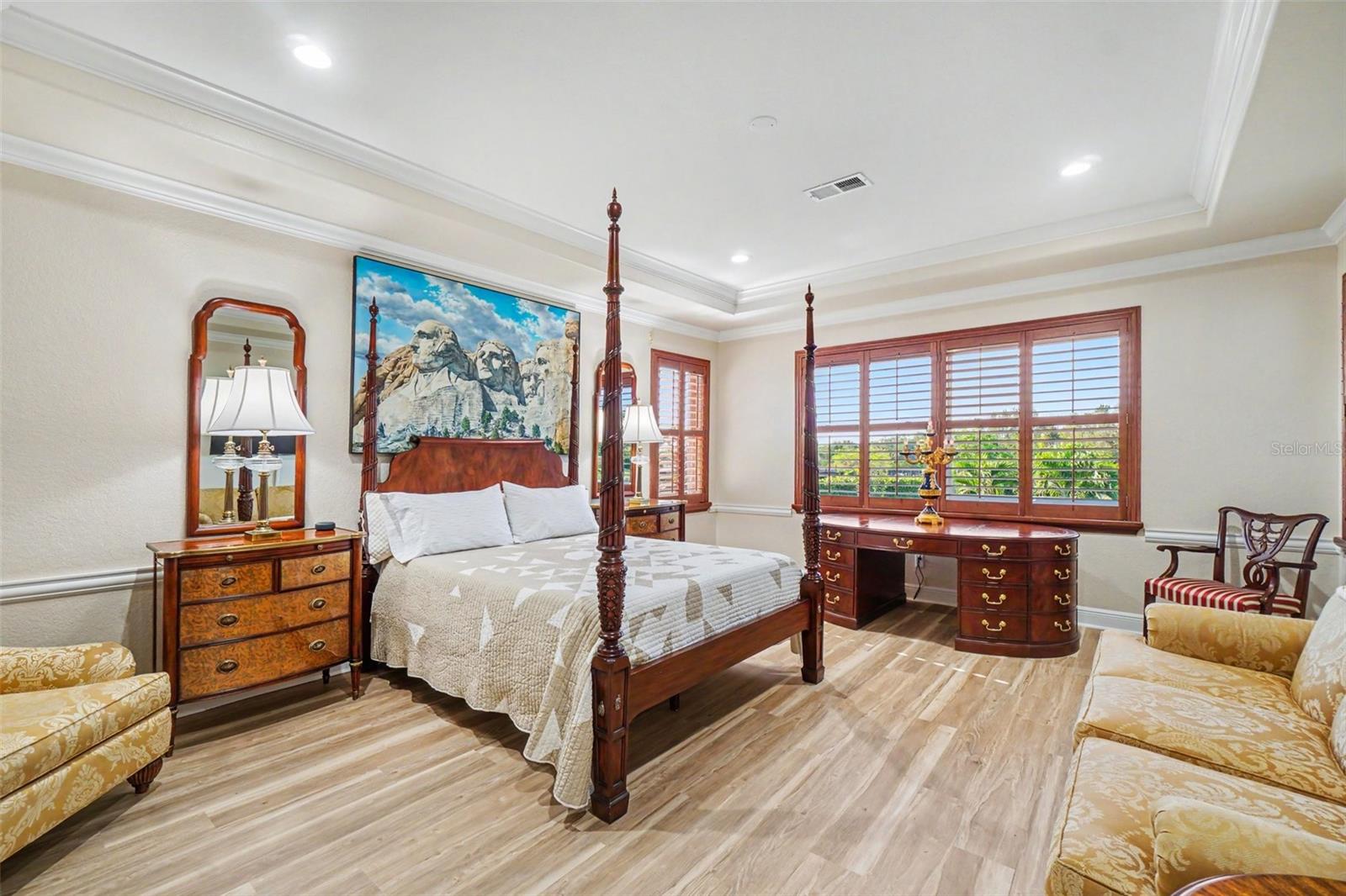 BELLE LAGO - Residential