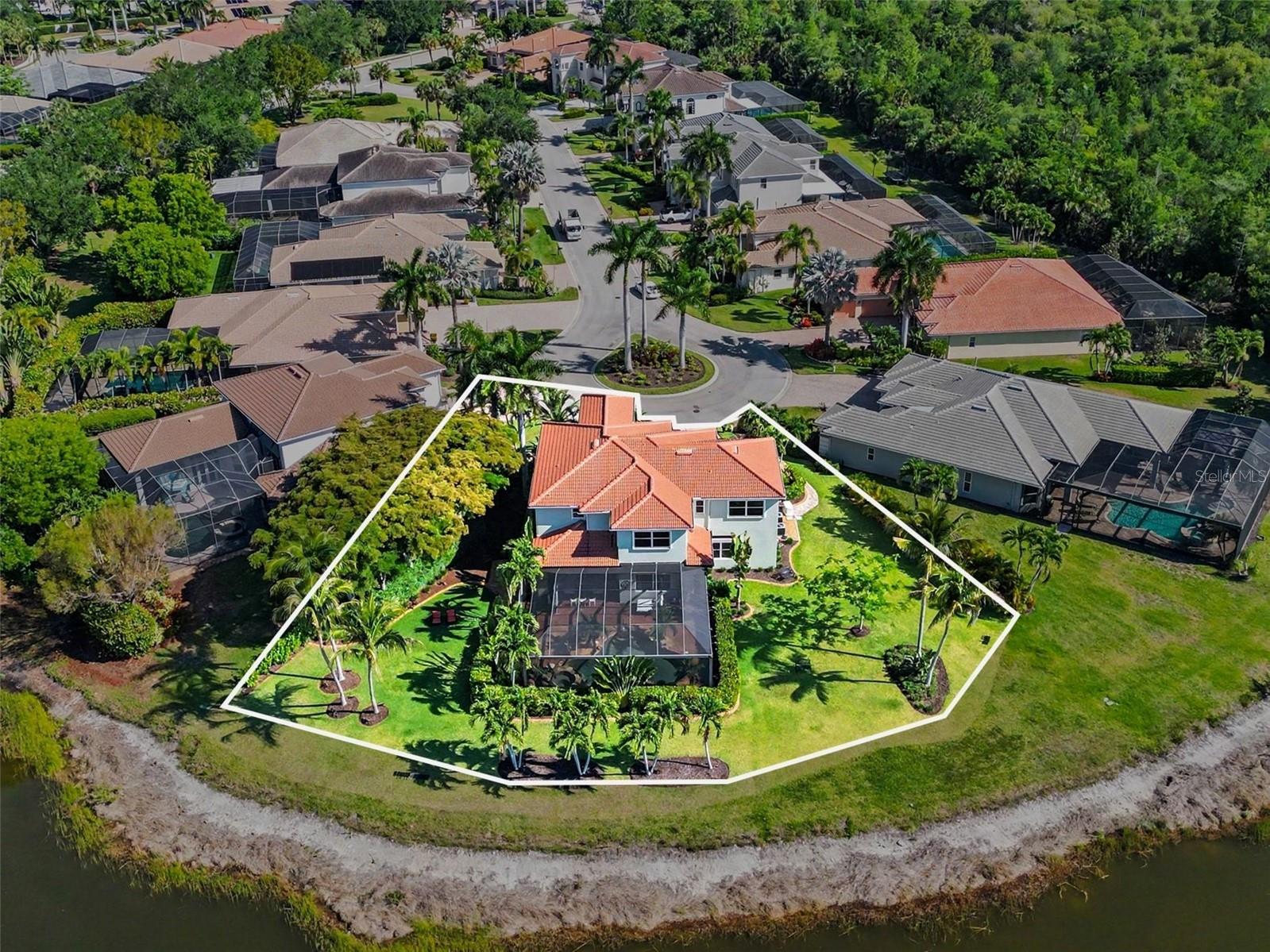 BELLE LAGO - Residential