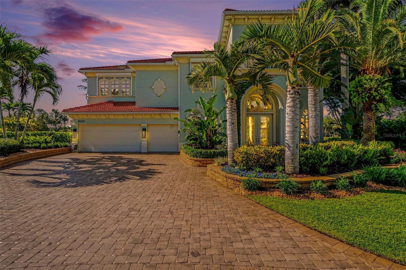 BELLE LAGO - Residential