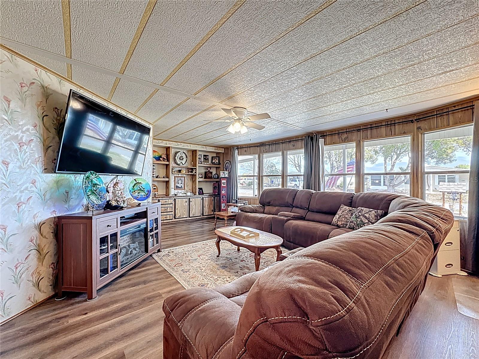 LAKE FRANCES ESTATES - Residential