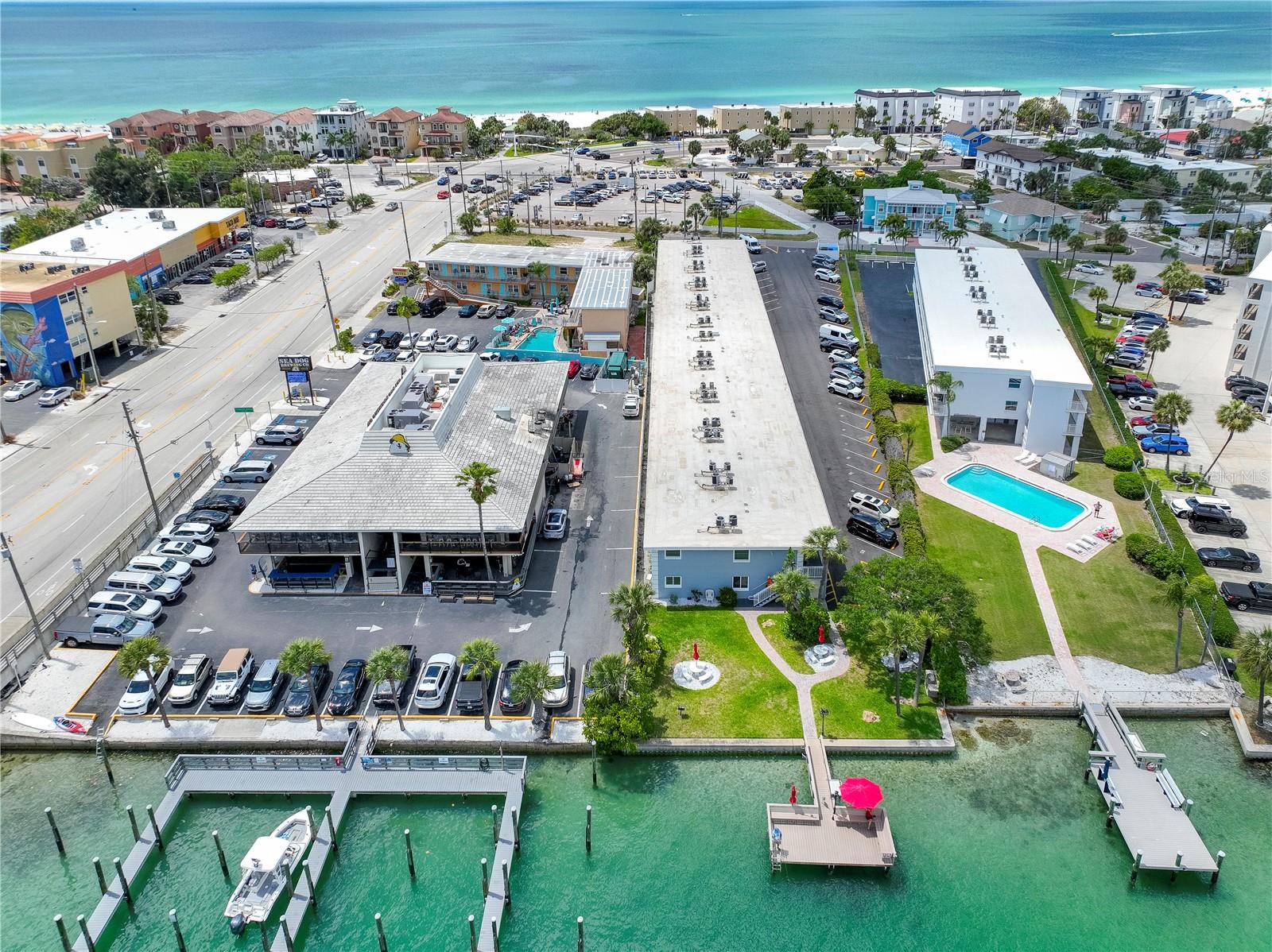 WESTWIND CONDO APTS - Residential