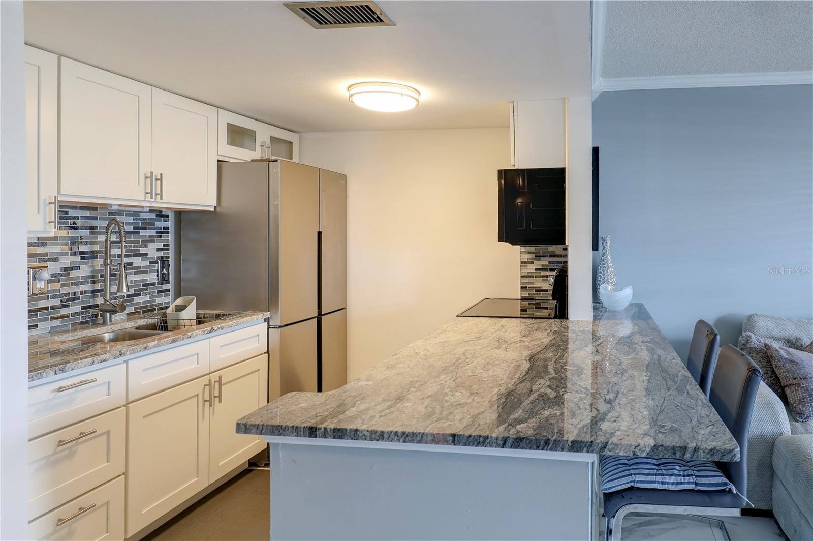 WESTWIND CONDO APTS - Residential