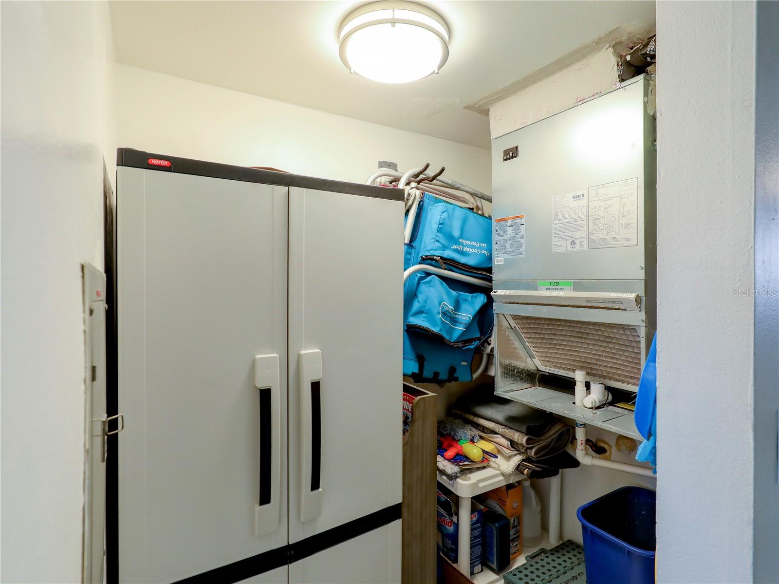 WESTWIND CONDO APTS - Residential