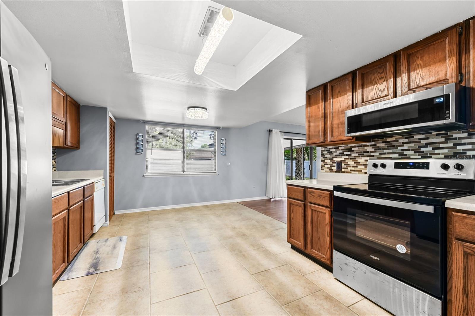 DELTONA LAKES UNIT 11 - Residential