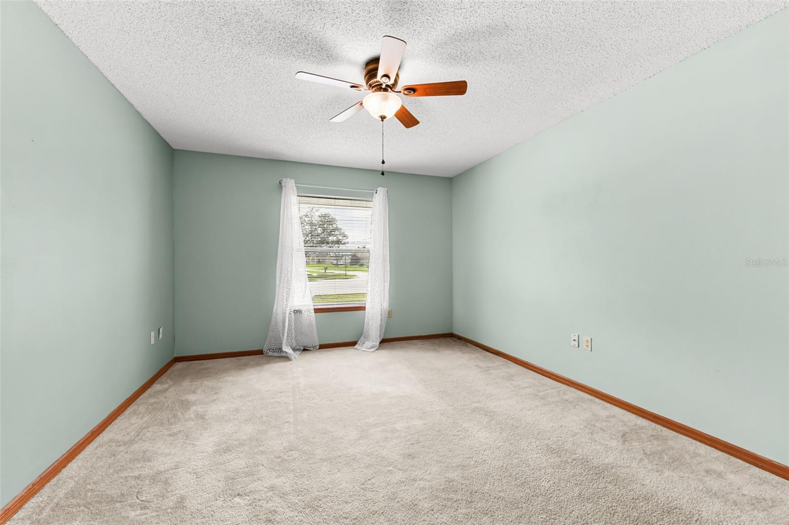 DELTONA LAKES UNIT 11 - Residential