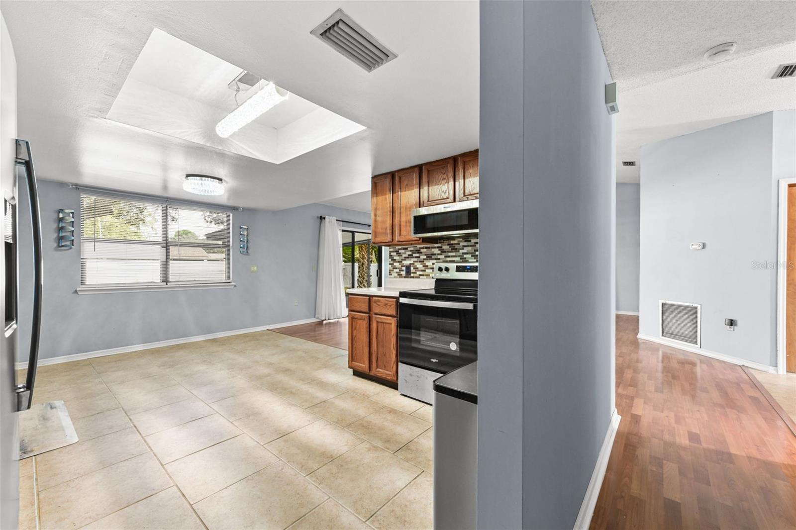 DELTONA LAKES UNIT 11 - Residential