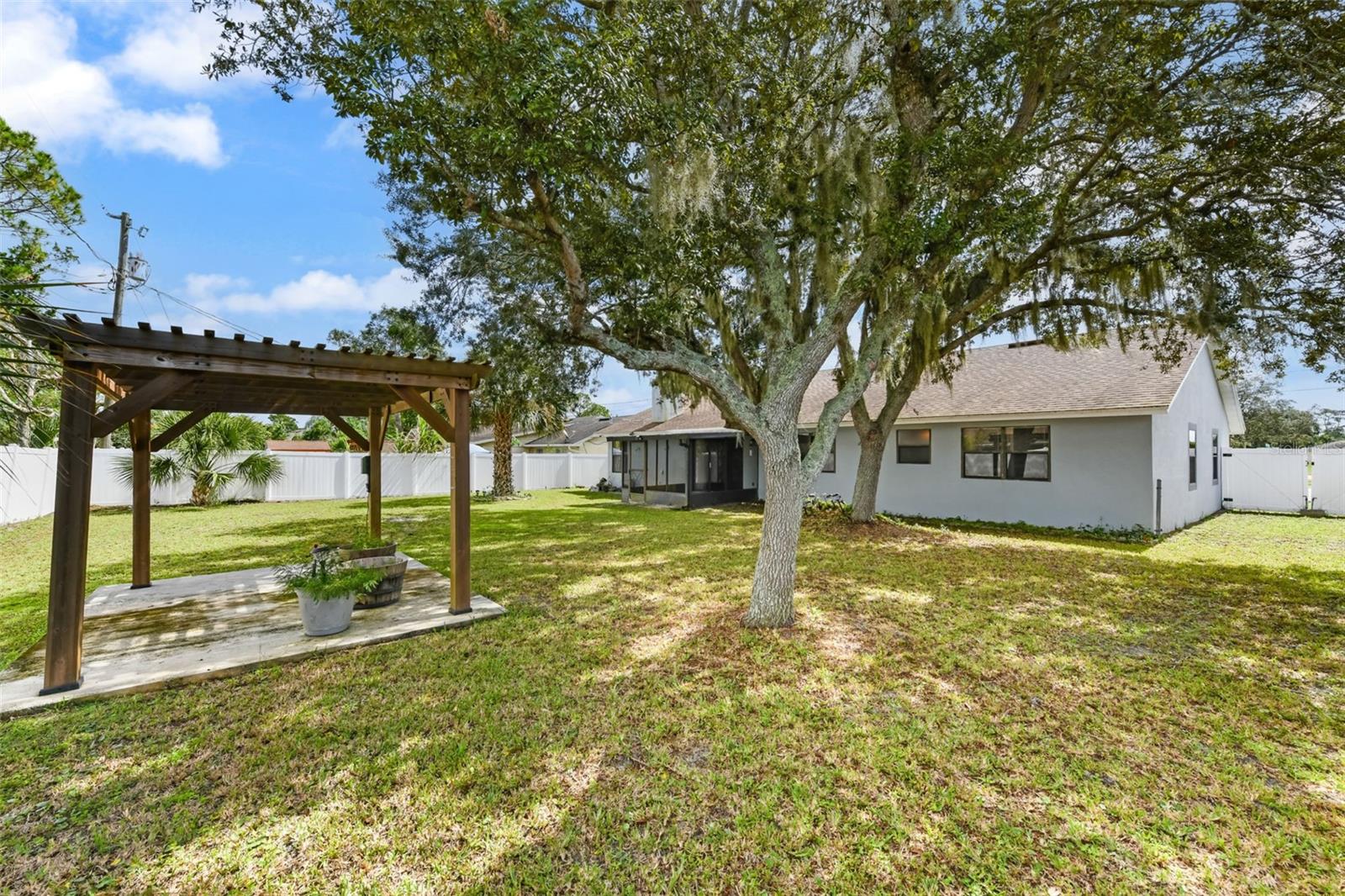 DELTONA LAKES UNIT 11 - Residential