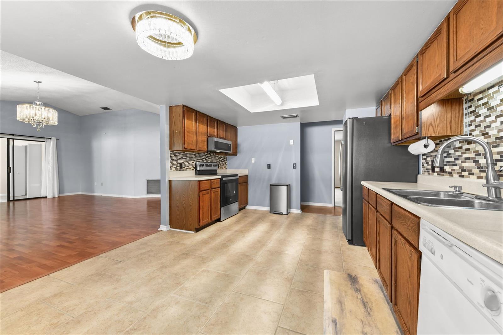 DELTONA LAKES UNIT 11 - Residential