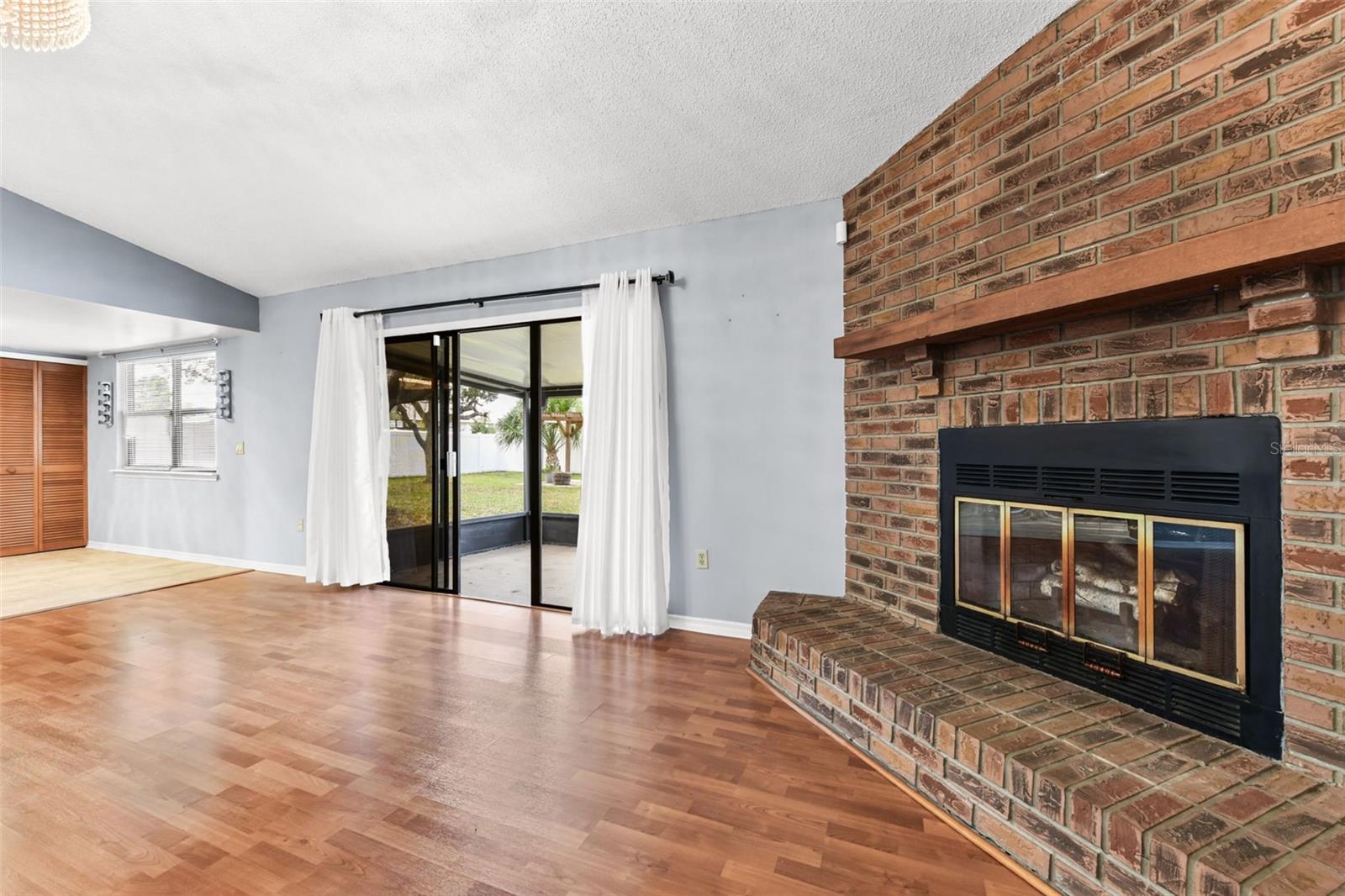 DELTONA LAKES UNIT 11 - Residential