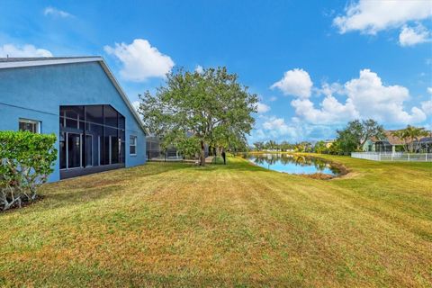 A home in PARRISH