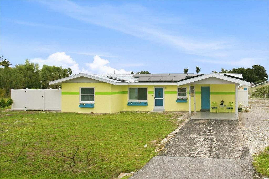 Photo of 165 W Tarpon Boulevard NW, Port Charlotte, FL 33952 (MLS # C7524582)