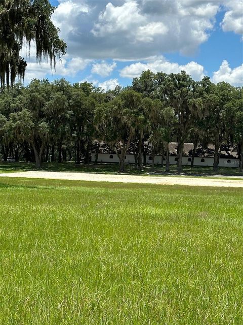 Tiny photo for 5540 SE 157th Street Rd, Summerfield, FL 34491 (MLS # OM704718)