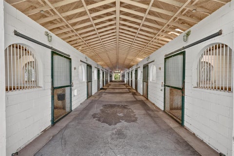 Tiny photo for 5540 SE 157th Street Rd, Summerfield, FL 34491 (MLS # OM704718)