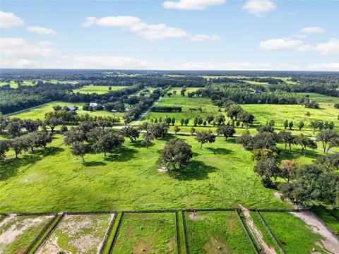 Tiny photo for 5540 SE 157th Street Rd, Summerfield, FL 34491 (MLS # OM704718)