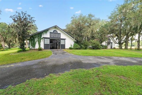 Tiny photo for 5540 SE 157th Street Rd, Summerfield, FL 34491 (MLS # OM704718)