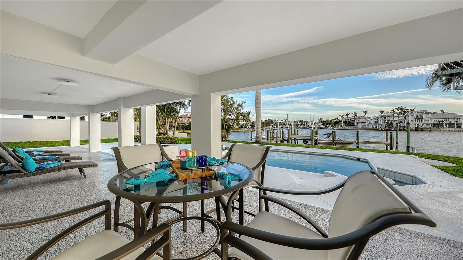 ACREAGE & UNREC - Residential