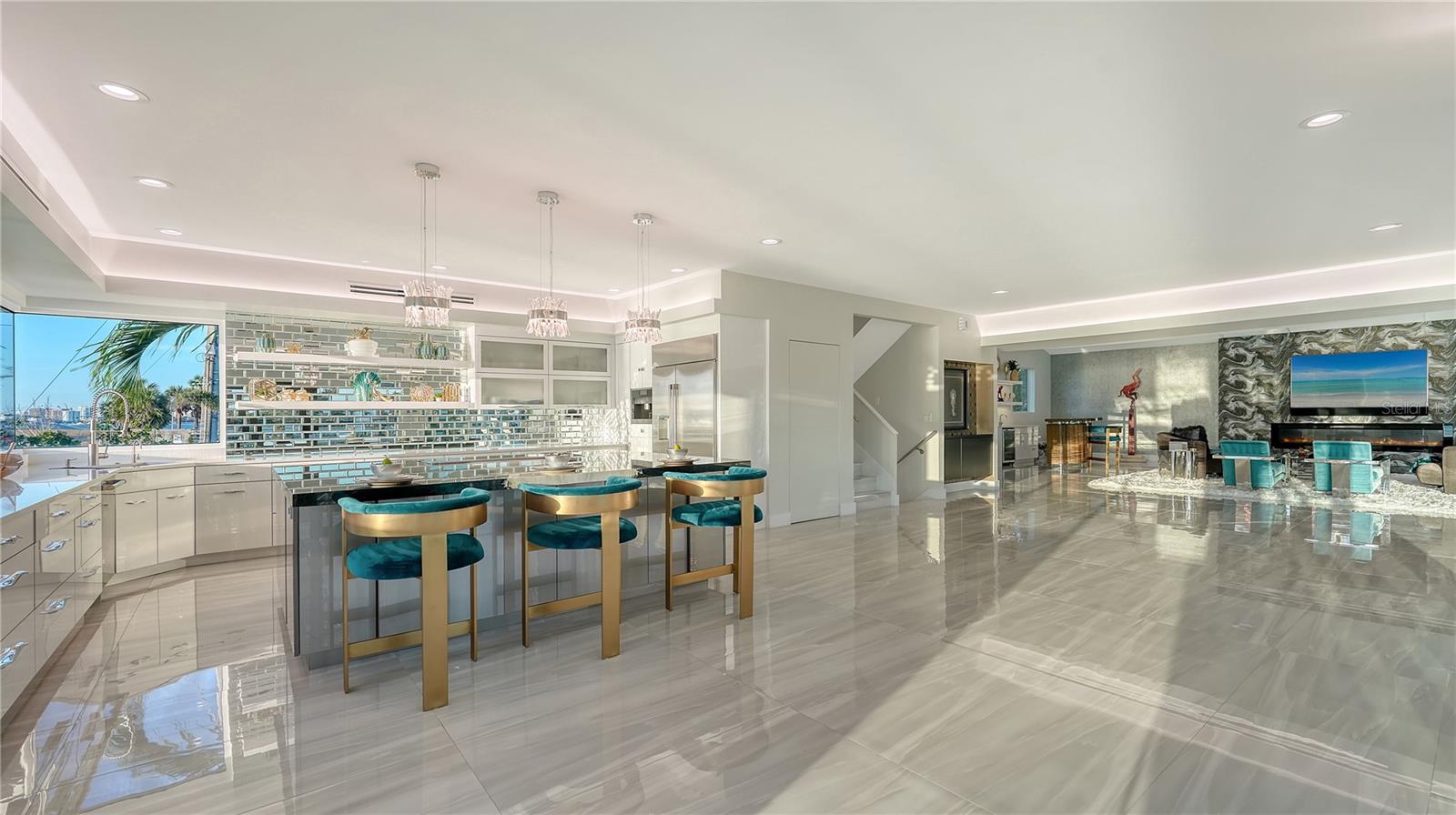 ACREAGE & UNREC - Residential