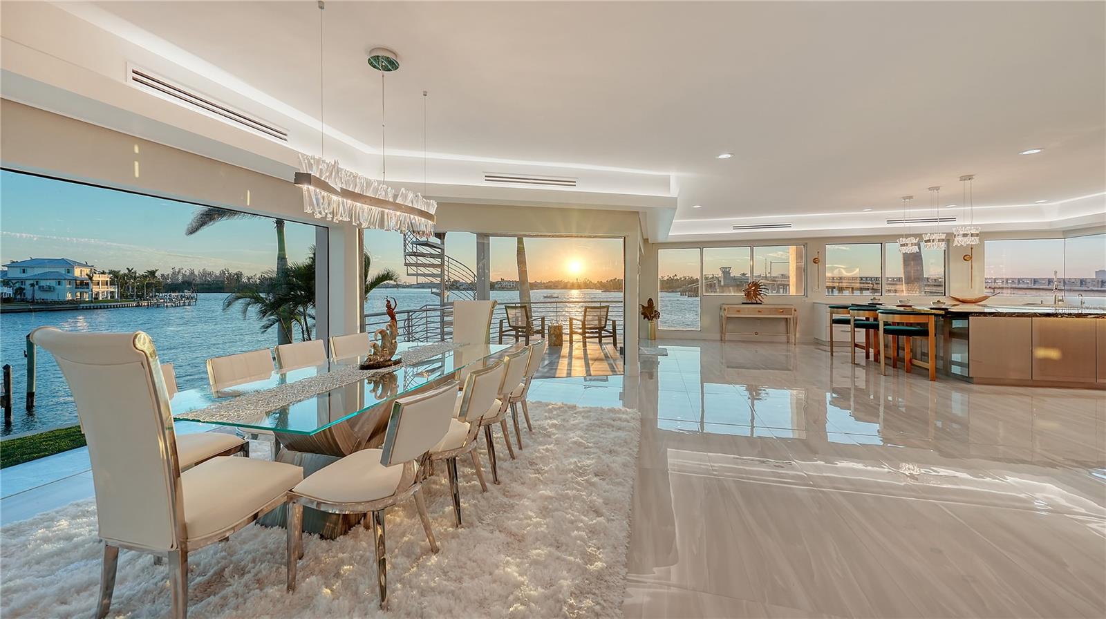 ACREAGE & UNREC - Residential