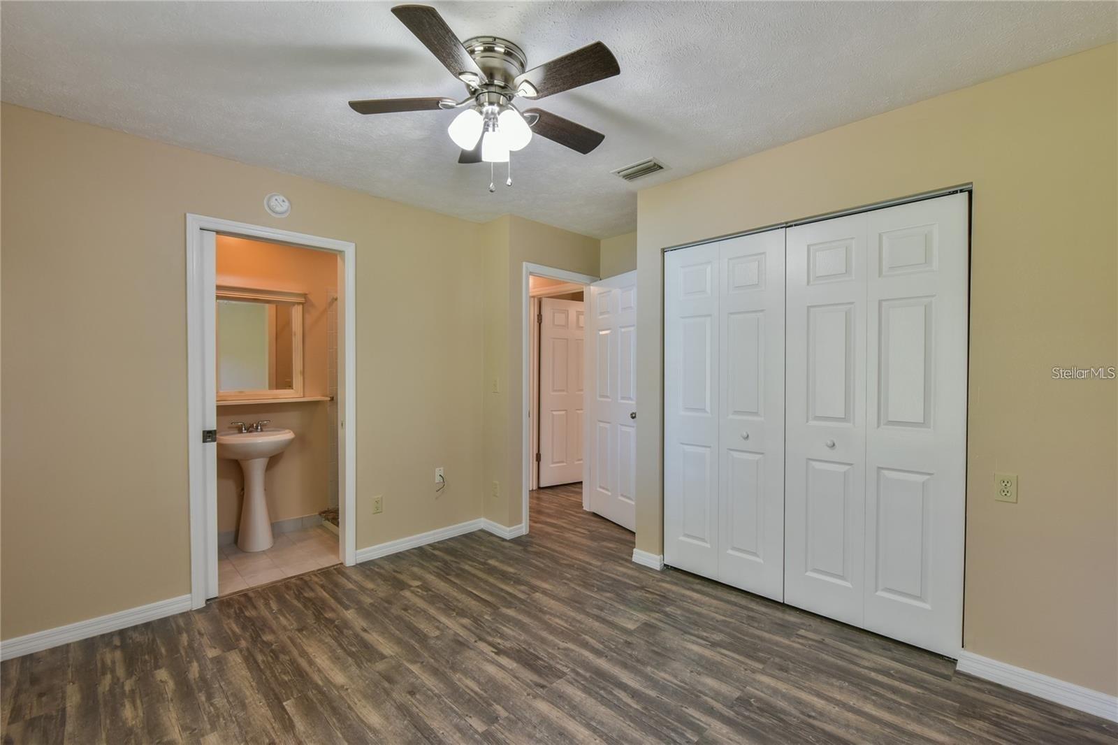 EDGEWOOD SUB - Residential Lease