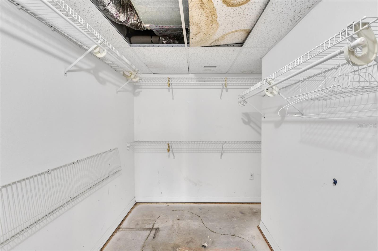 WOODMERE AT JACARANDA - Residential