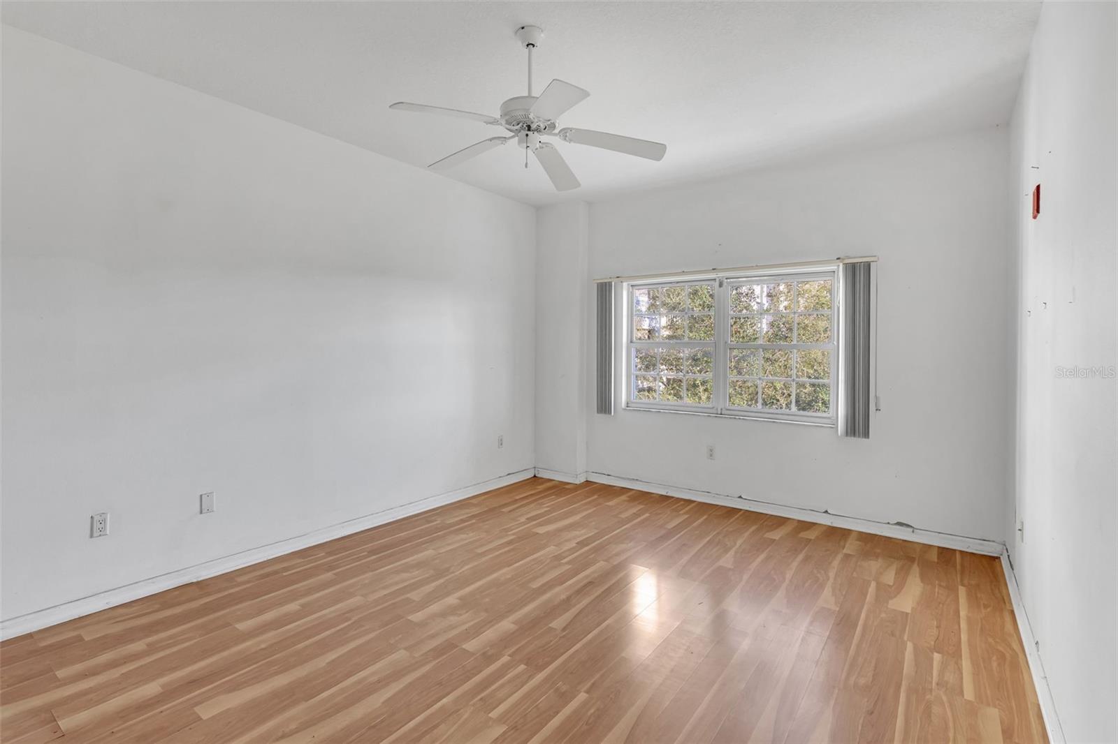 WOODMERE AT JACARANDA - Residential