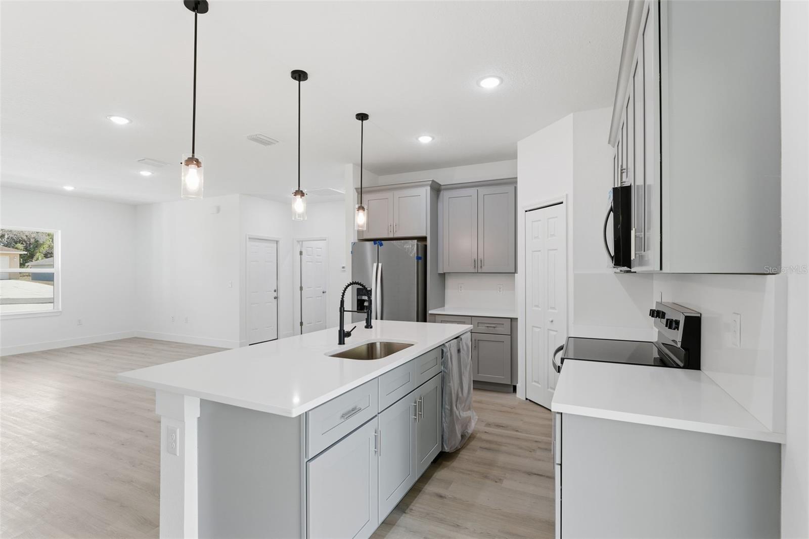 CITRUS SPGS UNIT 08 - Residential